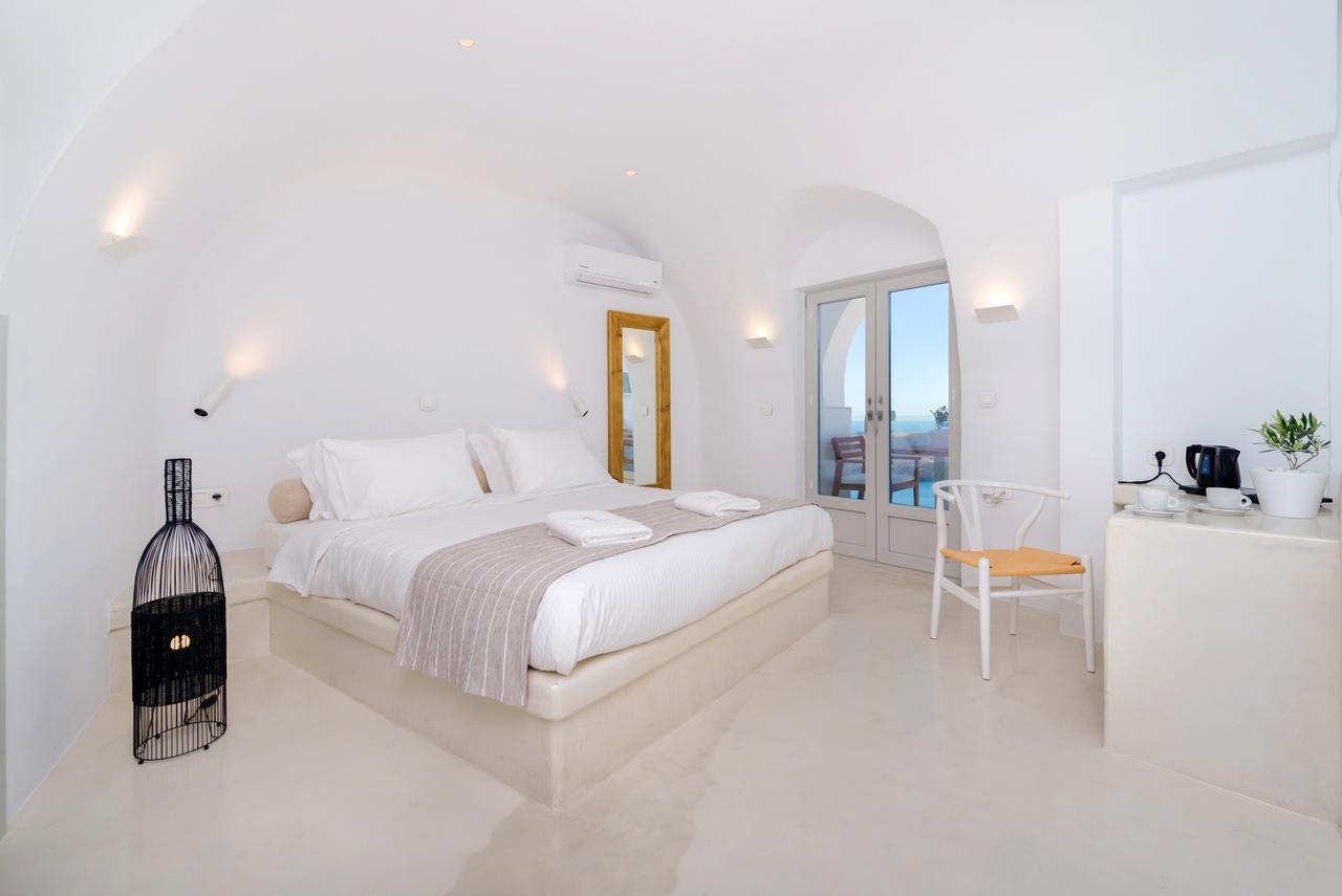 Iriana Suites Fira  Exterior foto