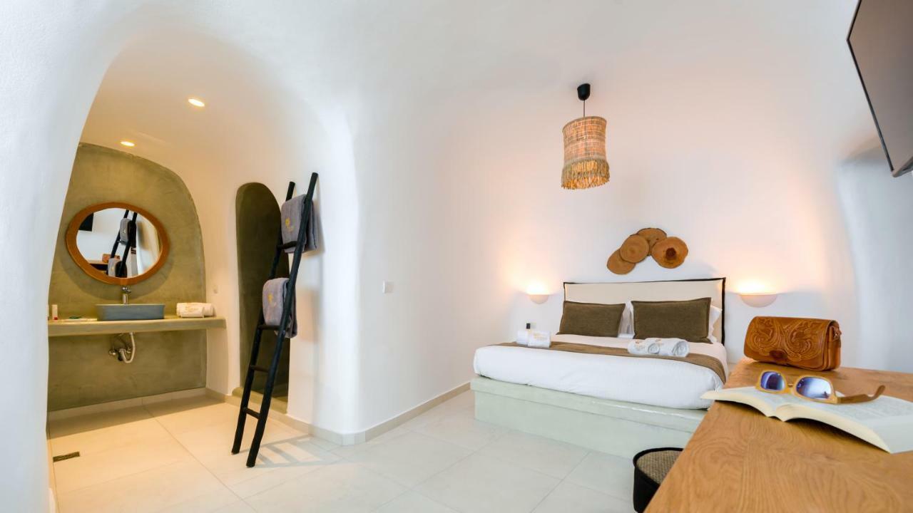 Iriana Suites Fira  Exterior foto